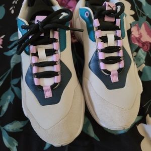 Puma Thunder Rive Droite Sneakers